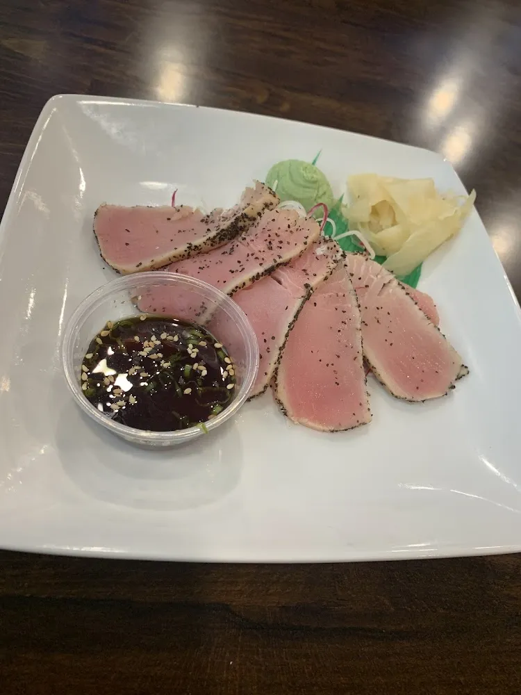 Black Pepper Tuna Tataki